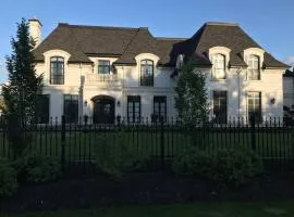 Chateau Calcaire Carriage House