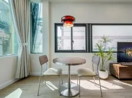 Home by CR Concept in Center City