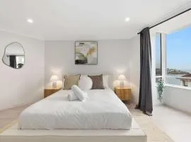 Amazing Ocean View Studio at Bondi Beach