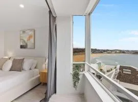Amazing Ocean View Studio at Bondi Beach