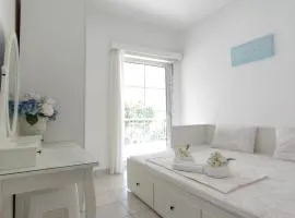 Lidia Apartments Nea Peramos 1