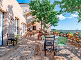 Le Nesk Ventoux - Hotel, hotel a Sault-de-Vaucluse
