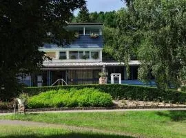 Hotel Parc Les Cigognes