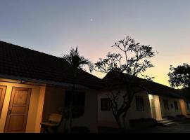 Hin Sai resortel, hotel in Ban Pak Khlong Nua