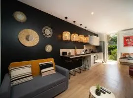Appartement climatisé 2 chambres avec parking à 10min à pieds de la Gare St Charles