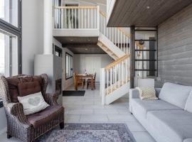 Spacious & Cozy 2BR Cabin at Riihivuori Peak, hotel in Jyväskylä