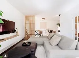 Maison La Belle Cosy 2-bedroom house with jacuzzi & airco