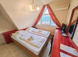 Nóra Hotel