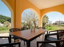 Giannis Holiday House 1