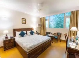 Hotel Ajanta - Free Airport Pick Up Service