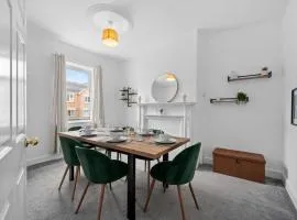 Cosy 3-Bed House in Blackrod