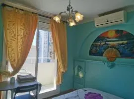 Chambre privée dans un appartement de 4 chambres