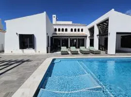Spectacular 4 bed villa at El Valle Golf Resort