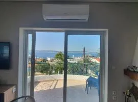 Anthippi's sea view apartment