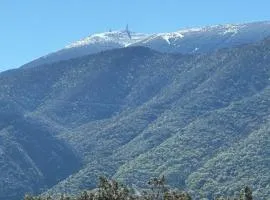 VILLA PROCHE VENTOUX et VAISON LA ROMAINE avec piscine privée