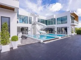Dolla Pool Villa Pattaya
