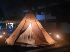 Tippi Zelt Lakeside Camping