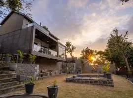 SaffronStays Elysian