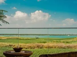 Private Pool & Beach At Your Doorstep