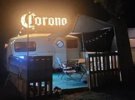 Corona Lounge