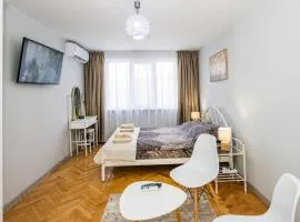 Cozy 2BDRM near University & Free Street Parking