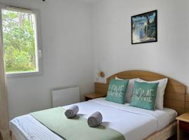 Chalet paisible &agrave; la plage, piscine et tennis ชาเลต์ในองดร์