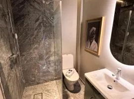 Spacious & Cozy Studio Apartment