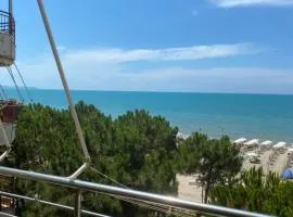 Margo Sea View Studio