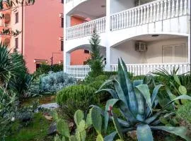 Pet Friendly Escape Njivice