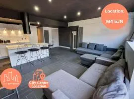 City Centre Hidden Gem Sleeps 22 By City SuperHost
