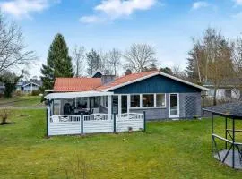 Holiday Home Janna - 200m from the sea by Interhome