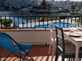 Magnifique vue piscine et canaux - WIFI FIBRE haut débit