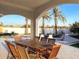 Villa Les &Eacute;toiles, Djerba, hotel que aceita pets em El Gueche&iuml;ne