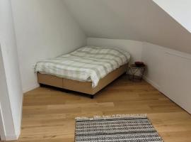 DokAttic50、ヘントのイン