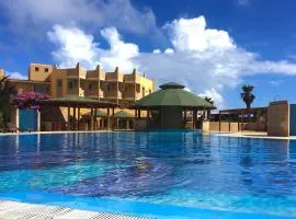 Ocean & Pool - 2 bedroom Apartment