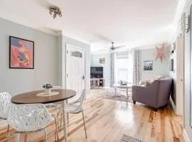 Pet Friendly - Cozy Nut Shell