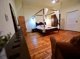 FLH - Casa Franceska