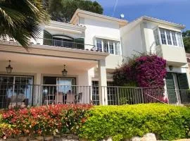 2 chambres d hôtes dans villa avec piscine