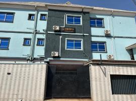 Chrispol hotel and suites, hotel v destinaci Agege