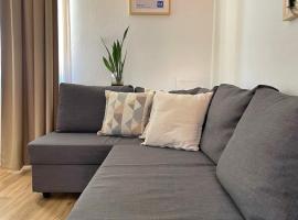 Serenity, hotel com piscina em Playa de Santiago