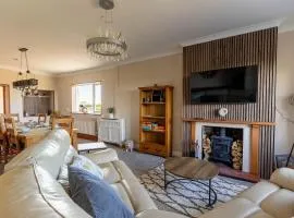 Spacious 4-Bed Lake District Getaway for Groups