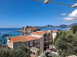 Sveti Stefan Family Apartments