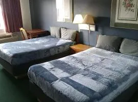 King Bed Hotel Studio 102