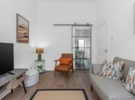 Modern & Cosy 2 bed house in Dunfermline