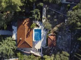 New Luxury Villa Korcula Timeless with private pool, Free Parking, Seafront, for 6 persons