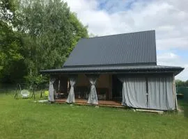Domek pod lasem