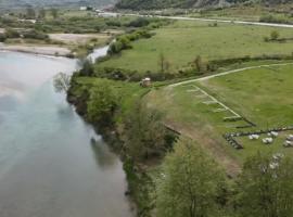Camping Shtepez, hotel v destinaci Gjirokastër
