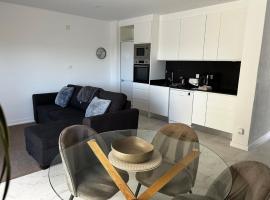 One-bedroom in Alvor with a Sea View Fully Renovated, hotel en Bicas