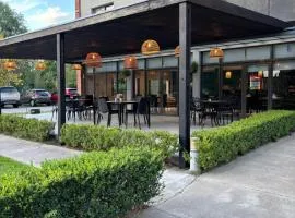Pilar Suites by Viva