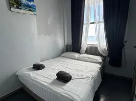 The Room Inn - BS